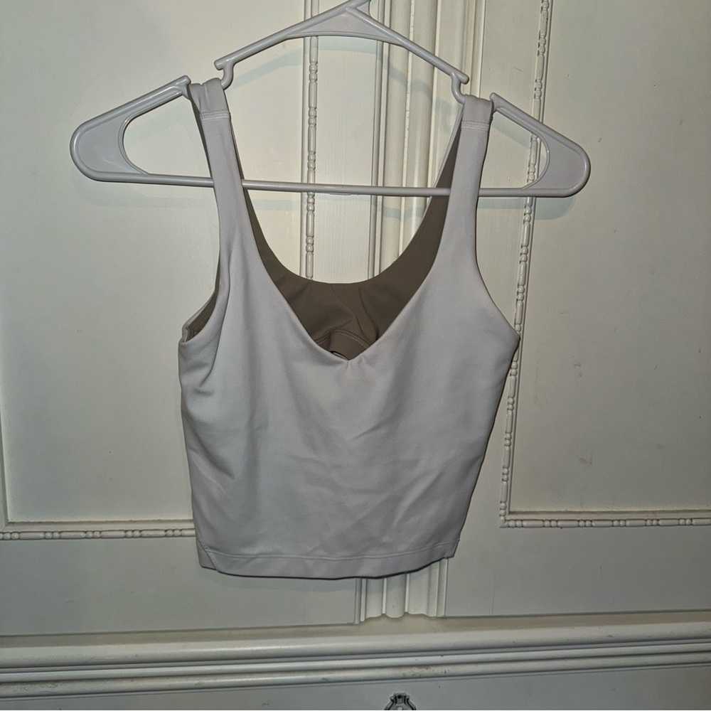 Women’s Lululemon crop tank top